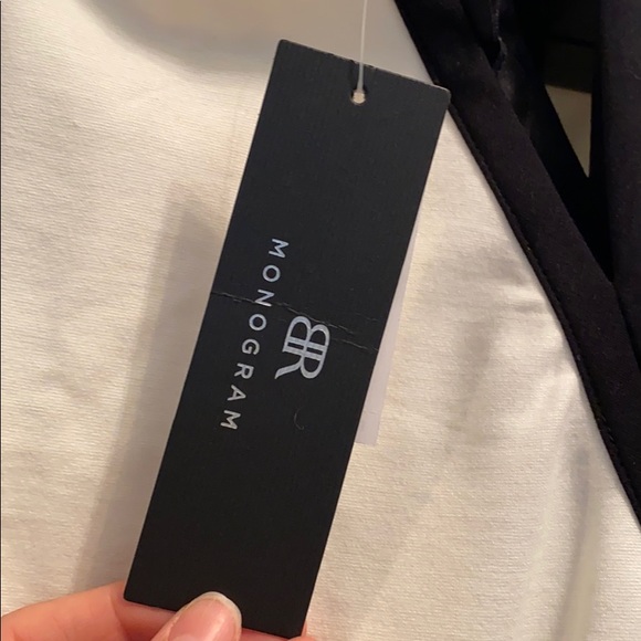 Dress - Picture 7 of 7